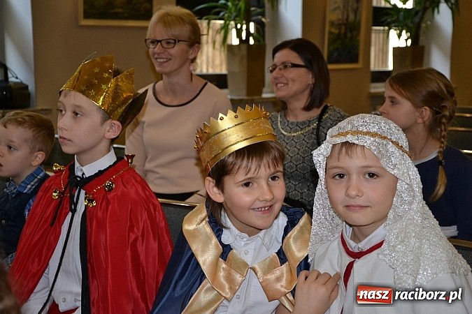 Zdjęcie w galerii na portalu naszraciborz.pl: Jasełka 2015 - przegląd w Tworkowie dzień drugi wiadomości z regionu