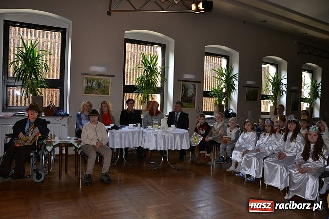 Zdjęcie w galerii na portalu naszraciborz.pl: Jasełka 2015 - przegląd w Tworkowie dzień drugi wiadomości z regionu