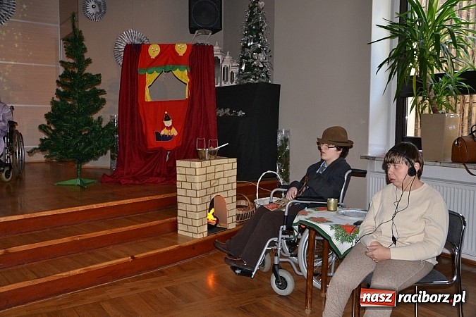 Zdjęcie w galerii na portalu naszraciborz.pl: Jasełka 2015 - przegląd w Tworkowie dzień drugi wiadomości z regionu