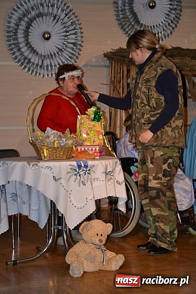 Zdjęcie w galerii na portalu naszraciborz.pl: Jasełka 2015 - przegląd w Tworkowie dzień drugi wiadomości z regionu