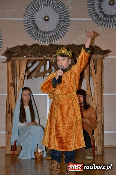 Zdjęcie w galerii na portalu naszraciborz.pl: Jasełka 2015 - przegląd w Tworkowie dzień drugi wiadomości z regionu