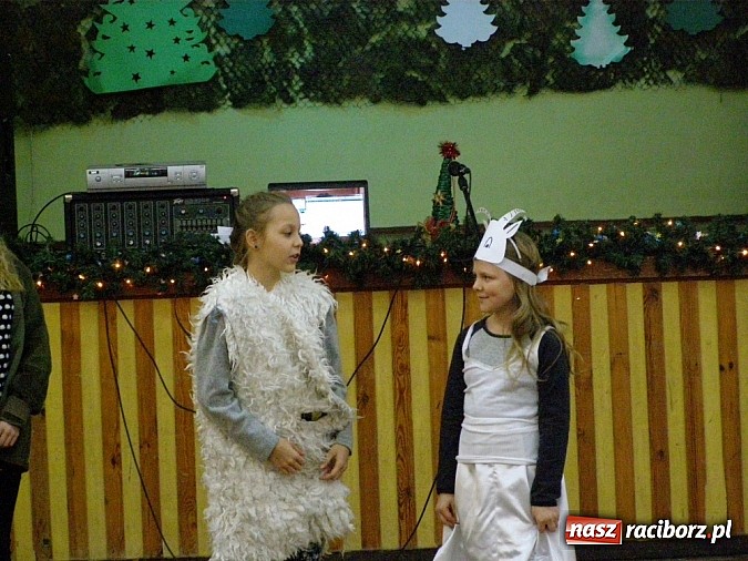 Zdjęcie w galerii na portalu naszraciborz.pl: Wieczór kolęd i jasełek w Borucinie wiadomości z regionu