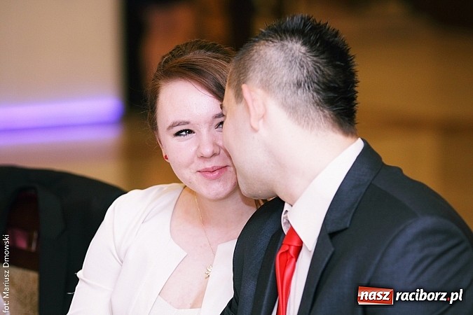 Zdjęcie w galerii na portalu naszraciborz.pl: Maturzyści z raciborskiej Budowlanki bawią się w Anielskim Młynie w Pogrzebieniu wiadomości z regionu