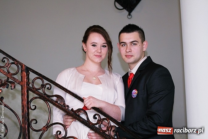 Zdjęcie w galerii na portalu naszraciborz.pl: Maturzyści z raciborskiej Budowlanki bawią się w Anielskim Młynie w Pogrzebieniu wiadomości z regionu