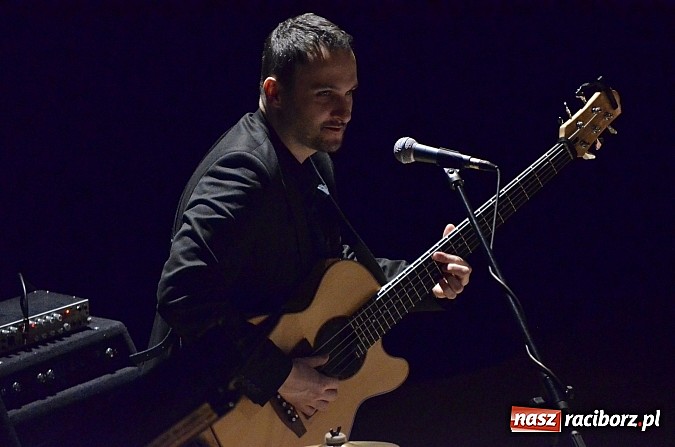 Zdjęcie w galerii na portalu naszraciborz.pl: Magiczna Anna Maria Jopek wystąpiła w RCK wiadomości z regionu