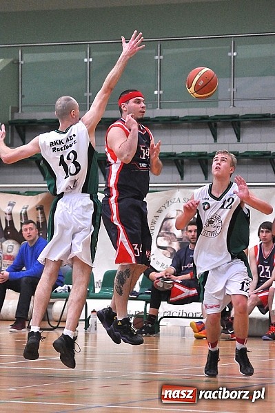 Zdjęcie w galerii na portalu naszraciborz.pl: Gra na jeden kosz. RKK nie dało rady! wiadomości z regionu