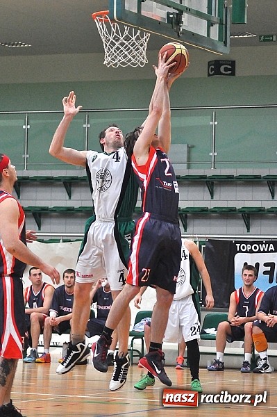 Zdjęcie w galerii na portalu naszraciborz.pl: Gra na jeden kosz. RKK nie dało rady! wiadomości z regionu