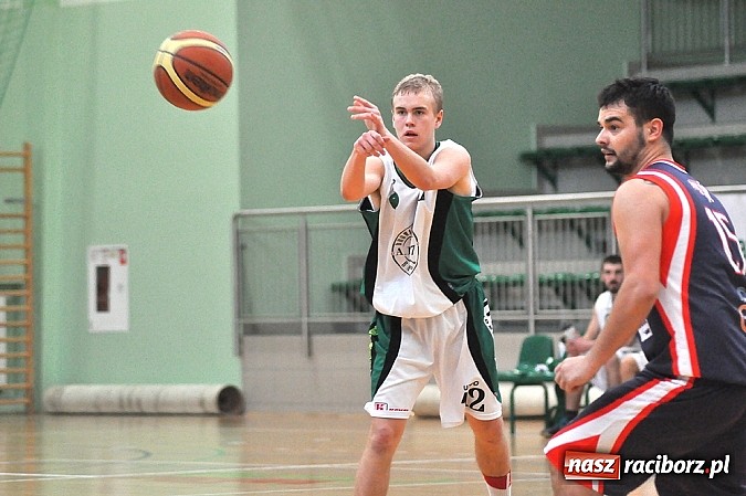 Zdjęcie w galerii na portalu naszraciborz.pl: Gra na jeden kosz. RKK nie dało rady! wiadomości z regionu