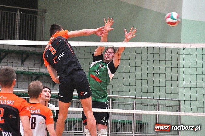 Zdjęcie w galerii na portalu naszraciborz.pl: Miłe złego początki, czyli porażka AZS-u Rafako wiadomości z regionu