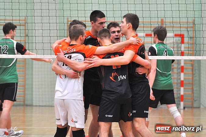 Zdjęcie w galerii na portalu naszraciborz.pl: Miłe złego początki, czyli porażka AZS-u Rafako wiadomości z regionu