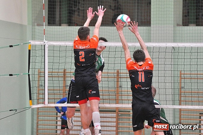 Zdjęcie w galerii na portalu naszraciborz.pl: Miłe złego początki, czyli porażka AZS-u Rafako wiadomości z regionu