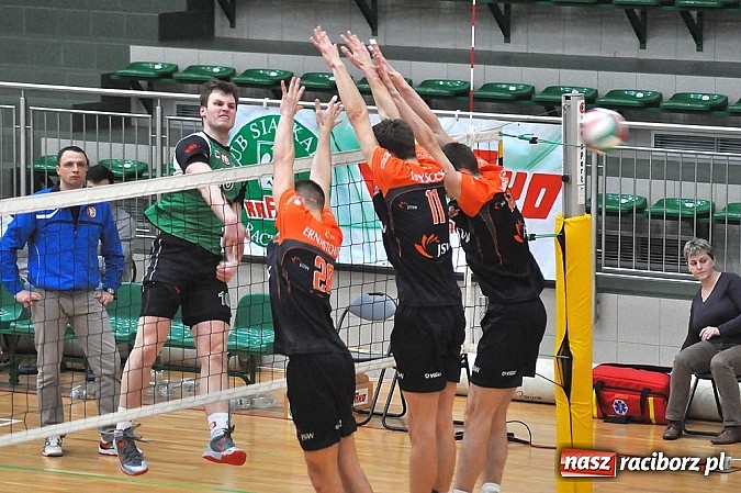 Zdjęcie w galerii na portalu naszraciborz.pl: Miłe złego początki, czyli porażka AZS-u Rafako wiadomości z regionu