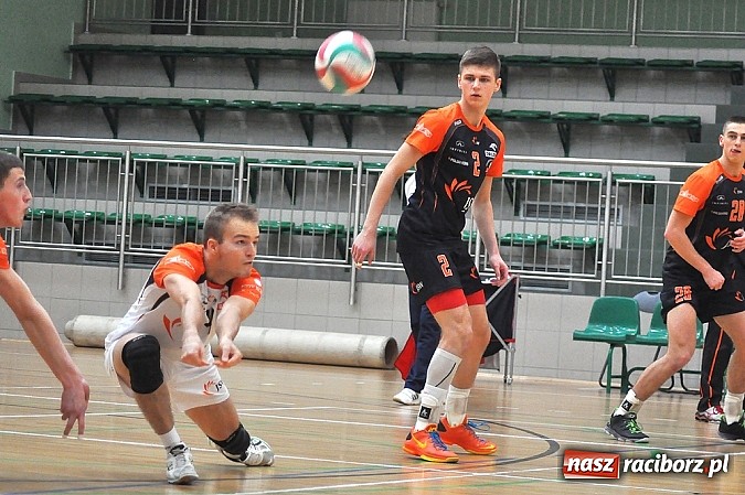 Zdjęcie w galerii na portalu naszraciborz.pl: Miłe złego początki, czyli porażka AZS-u Rafako wiadomości z regionu
