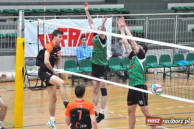 Zdjęcie w galerii na portalu naszraciborz.pl: Miłe złego początki, czyli porażka AZS-u Rafako wiadomości z regionu