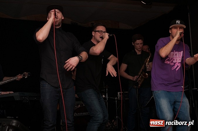 Zdjęcie w galerii na portalu naszraciborz.pl: PomaU na Końcu Świata – hip-hopowo i jazzowo, i wcale nie tak znów pomału wiadomości z regionu