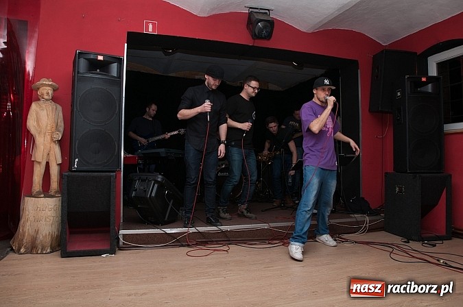 Zdjęcie w galerii na portalu naszraciborz.pl: PomaU na Końcu Świata – hip-hopowo i jazzowo, i wcale nie tak znów pomału wiadomości z regionu