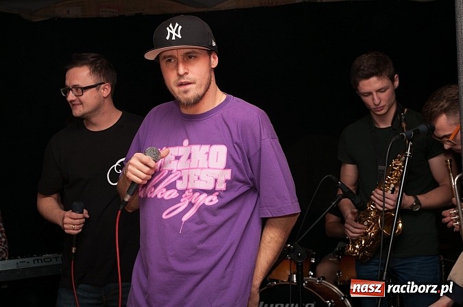 Zdjęcie w galerii na portalu naszraciborz.pl: PomaU na Końcu Świata – hip-hopowo i jazzowo, i wcale nie tak znów pomału wiadomości z regionu
