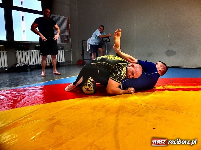 Zdjęcie w galerii na portalu naszraciborz.pl: Sparingowa sobota w Łamatorze wiadomości z regionu