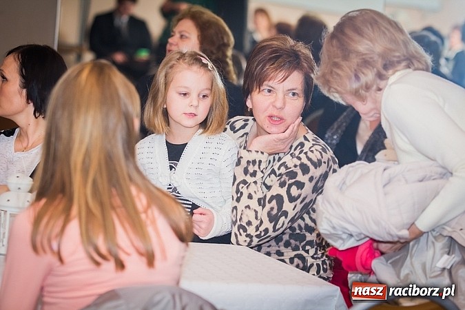 Zdjęcie w galerii na portalu naszraciborz.pl: Wsp&oacute;lne kolędowanie w Krzanowicach wiadomości z regionu