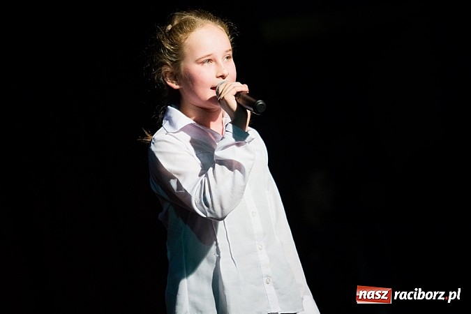 Zdjęcie w galerii na portalu naszraciborz.pl: Wsp&oacute;lne kolędowanie w Krzanowicach wiadomości z regionu