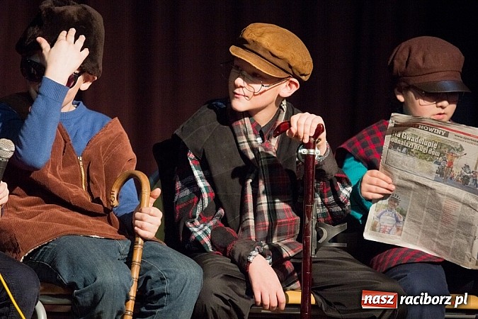 Zdjęcie w galerii na portalu naszraciborz.pl: Wsp&oacute;lne kolędowanie w Krzanowicach wiadomości z regionu