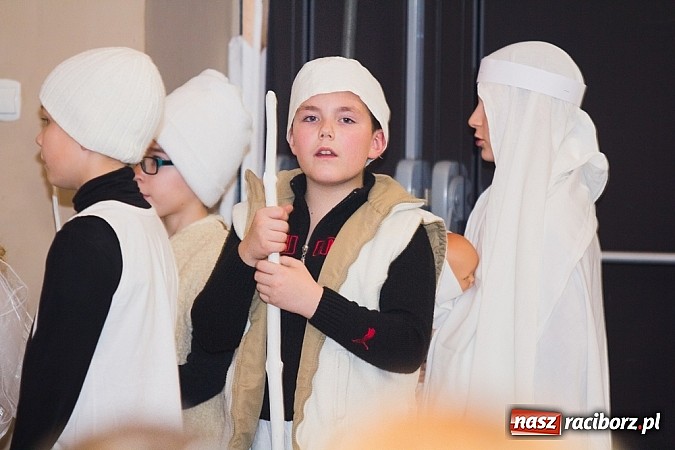 Zdjęcie w galerii na portalu naszraciborz.pl: Wsp&oacute;lne kolędowanie w Krzanowicach wiadomości z regionu