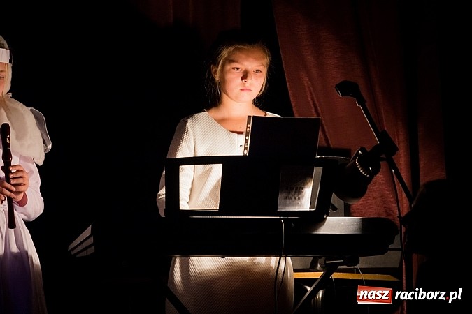 Zdjęcie w galerii na portalu naszraciborz.pl: Wsp&oacute;lne kolędowanie w Krzanowicach wiadomości z regionu