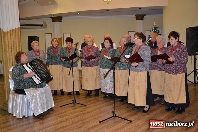 Zdjęcie w galerii na portalu naszraciborz.pl: Śląska czelodka spotkała się w gminie Krzyżanowice  wiadomości z regionu
