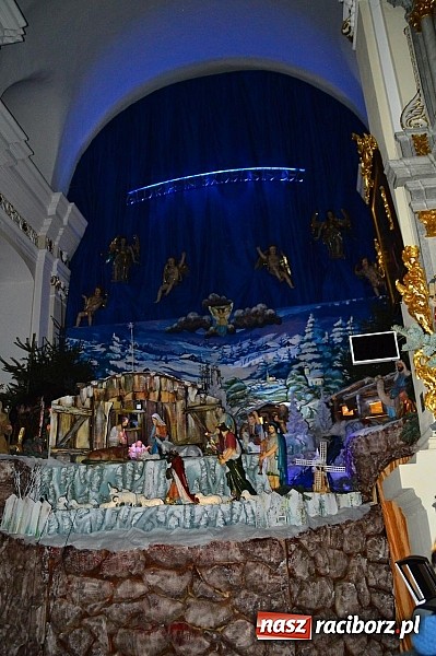 Zdjęcie w galerii na portalu naszraciborz.pl: Kolędowanie przy żłóbku w Tworkowie wiadomości z regionu