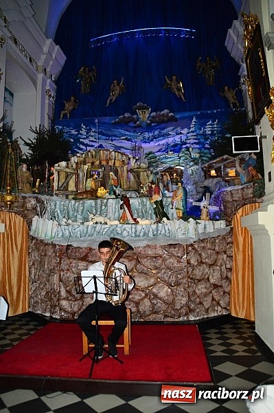Zdjęcie w galerii na portalu naszraciborz.pl: Kolędowanie przy żłóbku w Tworkowie wiadomości z regionu
