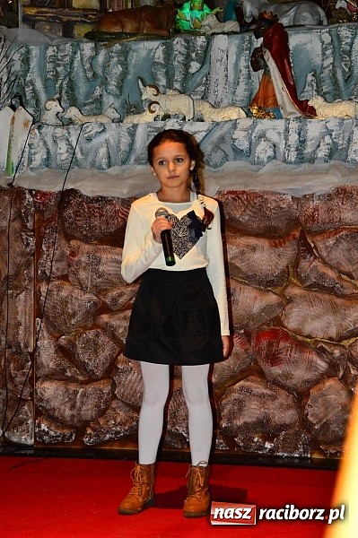 Zdjęcie w galerii na portalu naszraciborz.pl: Kolędowanie przy żłóbku w Tworkowie wiadomości z regionu