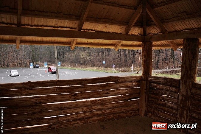 Zdjęcie w galerii na portalu naszraciborz.pl: Dokończą gród przy Arboretum Bramy Morawskiej wiadomości z regionu
