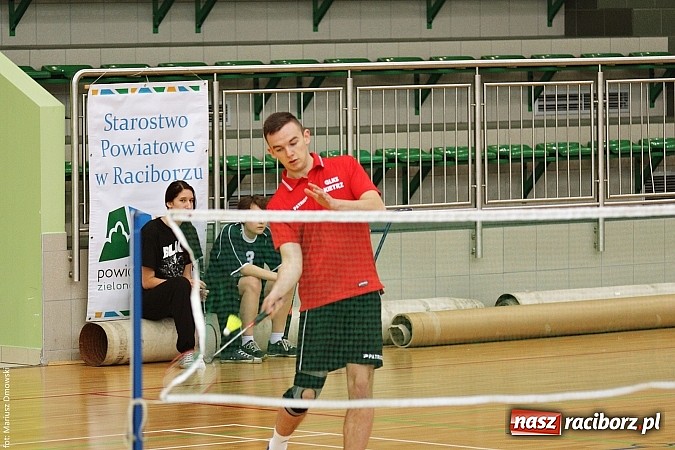Zdjęcie w galerii na portalu naszraciborz.pl: I Mistrzostwa Raciborza w Badmintonie Szkół Ponadgimnazjalnych wiadomości z regionu