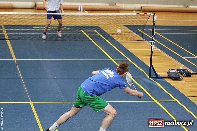 Zdjęcie w galerii na portalu naszraciborz.pl: I Mistrzostwa Raciborza w Badmintonie Szkół Ponadgimnazjalnych wiadomości z regionu