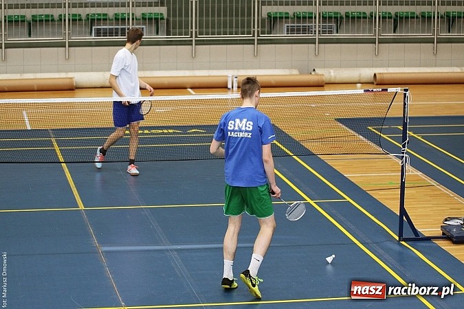 Zdjęcie w galerii na portalu naszraciborz.pl: I Mistrzostwa Raciborza w Badmintonie Szkół Ponadgimnazjalnych wiadomości z regionu