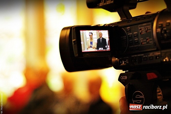 Zdjęcie w galerii na portalu naszraciborz.pl: Prezydent wręczył medale na złote gody wiadomości z regionu