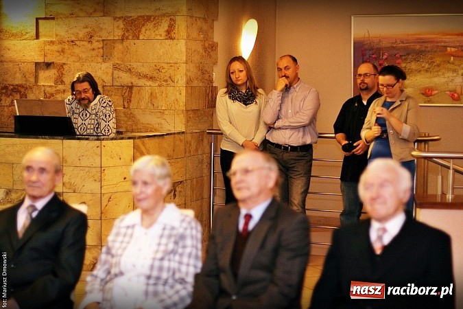 Zdjęcie w galerii na portalu naszraciborz.pl: Prezydent wręczył medale na złote gody wiadomości z regionu