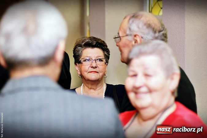 Zdjęcie w galerii na portalu naszraciborz.pl: Prezydent wręczył medale na złote gody wiadomości z regionu