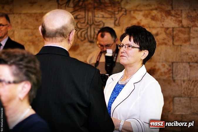 Zdjęcie w galerii na portalu naszraciborz.pl: Prezydent wręczył medale na złote gody wiadomości z regionu