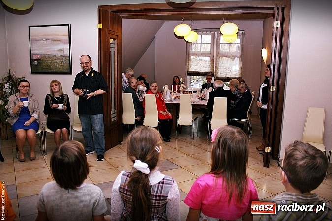 Zdjęcie w galerii na portalu naszraciborz.pl: Prezydent wręczył medale na złote gody wiadomości z regionu