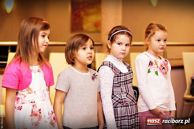 Zdjęcie w galerii na portalu naszraciborz.pl: Prezydent wręczył medale na złote gody wiadomości z regionu