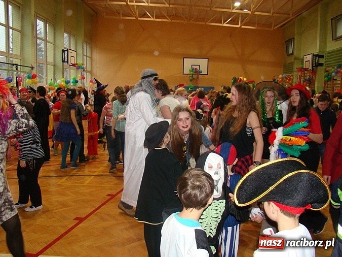 Zdjęcie w galerii na portalu naszraciborz.pl: Bal karnawałowy w Zespole Szkół Specjalnych wiadomości z regionu
