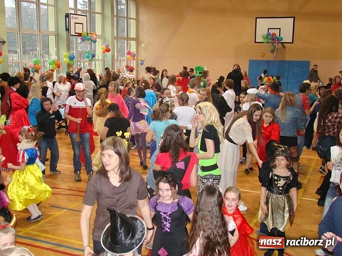 Zdjęcie w galerii na portalu naszraciborz.pl: Bal karnawałowy w Zespole Szkół Specjalnych wiadomości z regionu