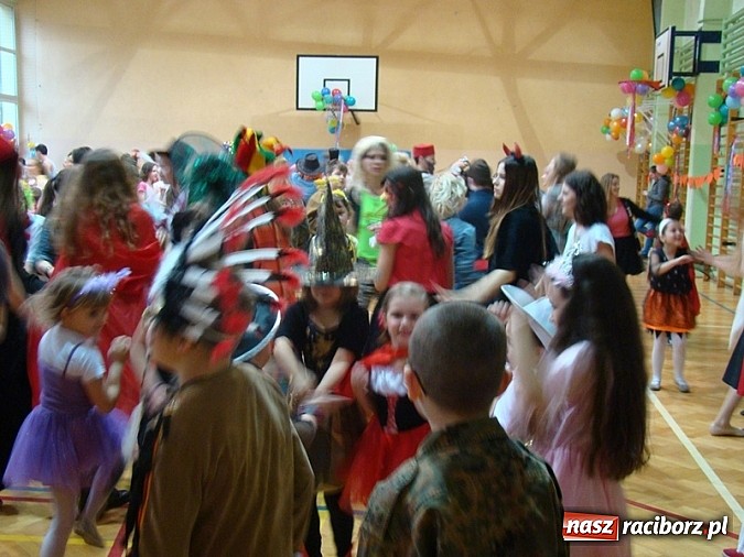 Zdjęcie w galerii na portalu naszraciborz.pl: Bal karnawałowy w Zespole Szkół Specjalnych wiadomości z regionu