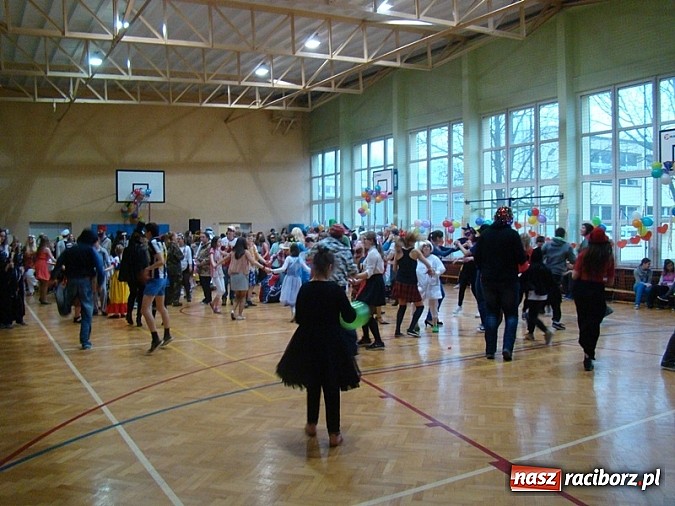 Zdjęcie w galerii na portalu naszraciborz.pl: Bal karnawałowy w Zespole Szkół Specjalnych wiadomości z regionu
