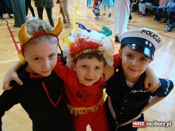 Zdjęcie w galerii na portalu naszraciborz.pl: Bal karnawałowy w Zespole Szkół Specjalnych wiadomości z regionu