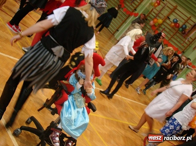 Zdjęcie w galerii na portalu naszraciborz.pl: Bal karnawałowy w Zespole Szkół Specjalnych wiadomości z regionu