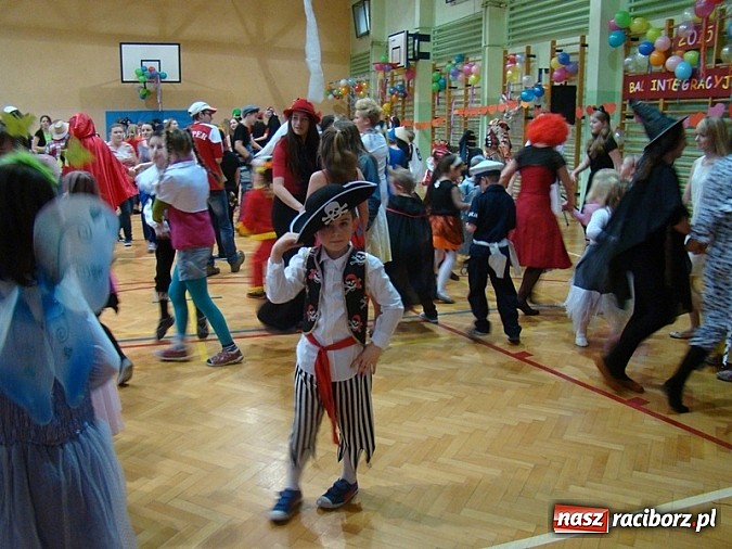 Zdjęcie w galerii na portalu naszraciborz.pl: Bal karnawałowy w Zespole Szkół Specjalnych wiadomości z regionu