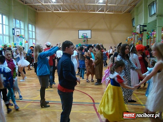 Zdjęcie w galerii na portalu naszraciborz.pl: Bal karnawałowy w Zespole Szkół Specjalnych wiadomości z regionu