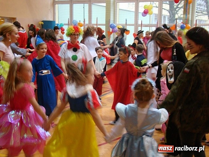 Zdjęcie w galerii na portalu naszraciborz.pl: Bal karnawałowy w Zespole Szkół Specjalnych wiadomości z regionu